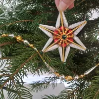 Star on the Christmas tree (1)